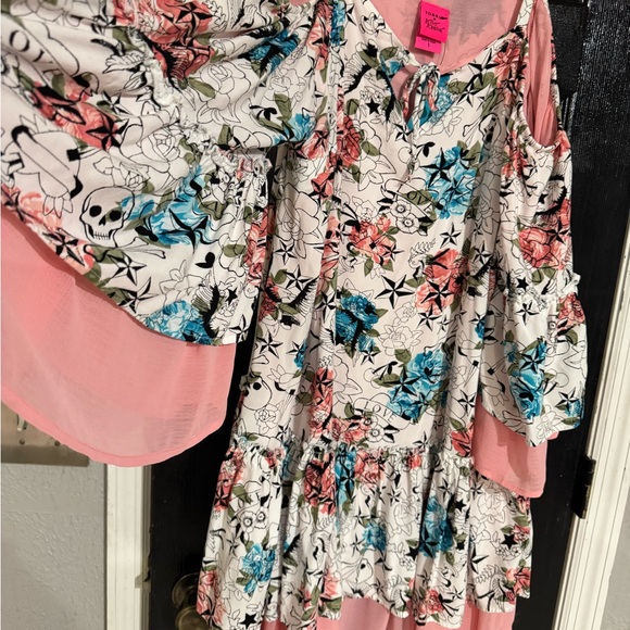 Torrid - Picture 8 of 8